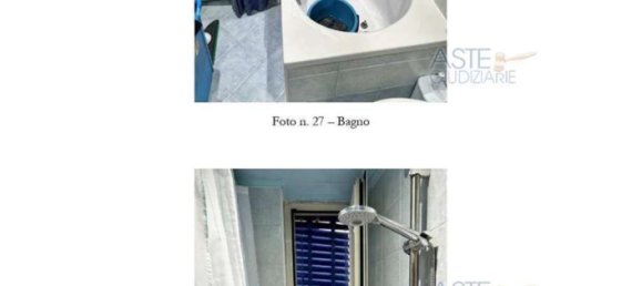 25 rooms Apartment in Naples, Italy No. 10939 7