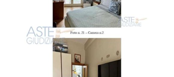 25 rooms Apartment in Naples, Italy No. 10939 4