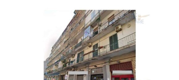 25 rooms Apartment in Naples, Italy No. 10939 11