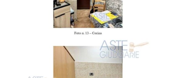 25 rooms Apartment in Naples, Italy No. 10939 17