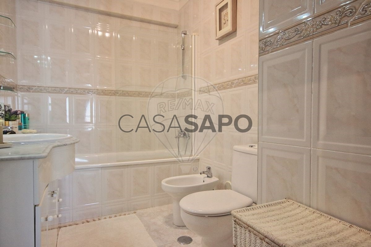 3 bedrooms Apartment in Cascais, Portugal No. 331859