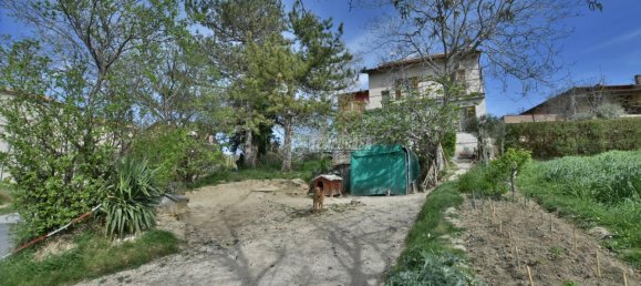 Casa de 5 divisões em Tolentino, Italy N.º 168158 23