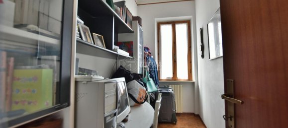 Casa de 5 divisões em Tolentino, Italy N.º 168158 16