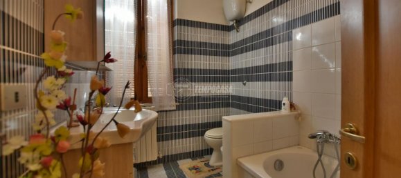 Casa de 5 divisões em Tolentino, Italy N.º 168158 9