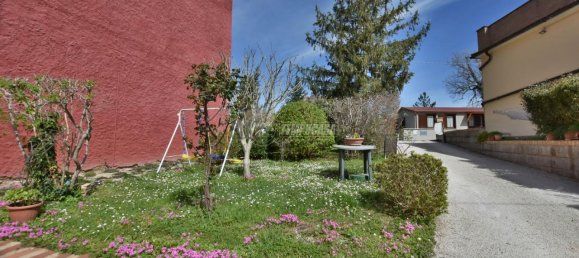 Casa de 5 divisões em Tolentino, Italy N.º 168158 26