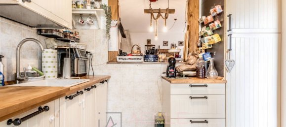 Дом с 4 спальнями в Рим, Италия № 86418 9