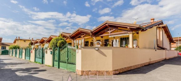 Дом с 4 спальнями в Рим, Италия № 86418 34