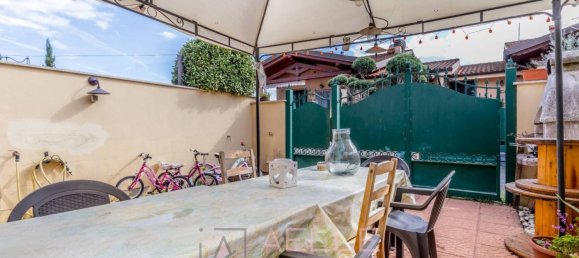 Дом с 4 спальнями в Рим, Италия № 86418 16