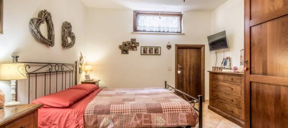 Дом с 4 спальнями в Рим, Италия № 86418 15