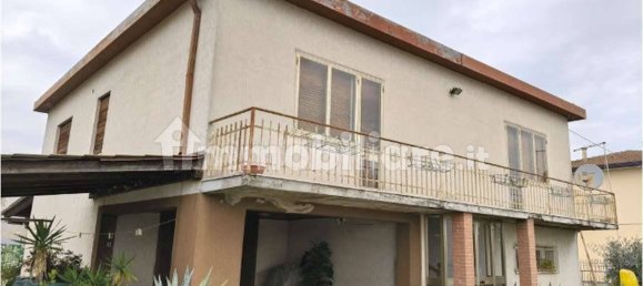 3 bedrooms House in Padua, Italy No. 280974 7