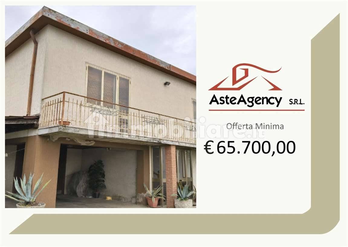 3 bedrooms House in Padua, Italy No. 280974