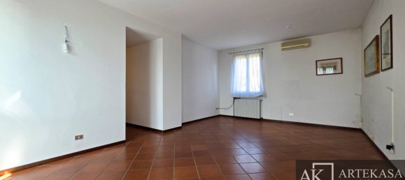 2 غرف نوم فيلا في Galliate, Italy رقم 311964 9