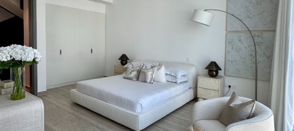 4 dormitorios villa en venta en Dubai, UAE № 123090 9