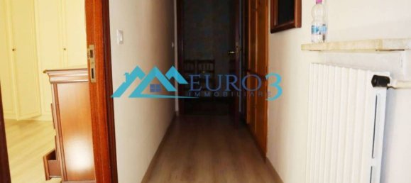 4-salle Appartement à Jesi, Italy No. 164375 18