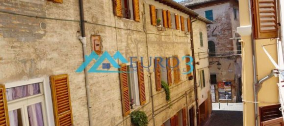 4-salle Appartement à Jesi, Italy No. 164375 3