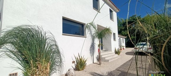 6 bedrooms Villa in Vaison-la-Romaine, France No. 321114 3