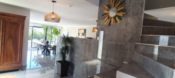 6 bedrooms Villa in Vaison-la-Romaine, France No. 321114 5