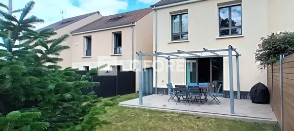 3 Schlafzimmer Haus in Asnieres-sur-Oise, France, Nr. 320746 11