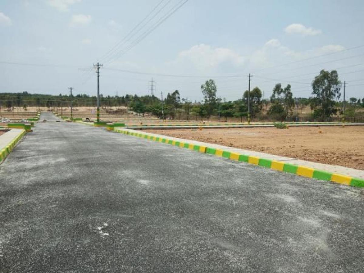 Land in Bangalore, India No. 33028