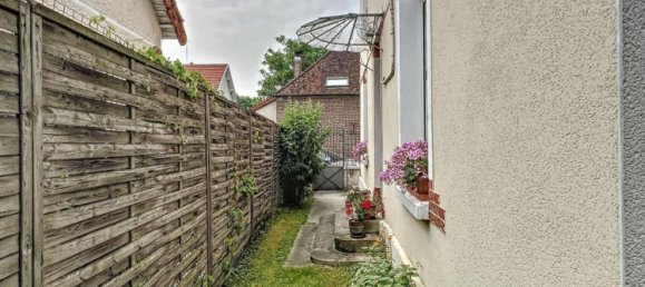 Casa de 2 dormitorios en Sainte-Savine, France No. 160185 2