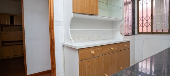 Edificio de 22 dormitorios en Amadora, Portugal No. 115910 10