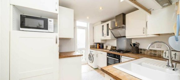 2 bedrooms Apartment in Cricklewood, United Kingdom No. 5719 3