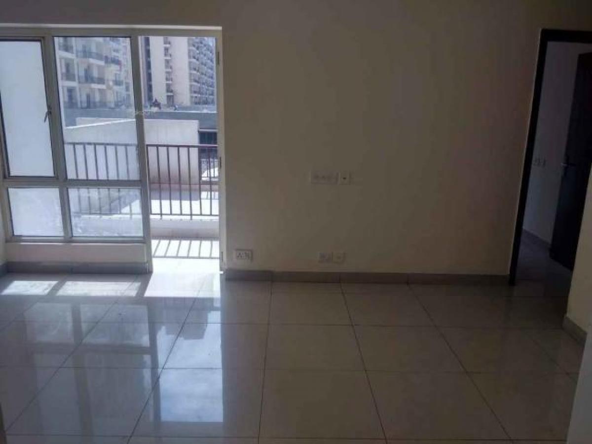 2 bedrooms House in Noida, India No. 65334