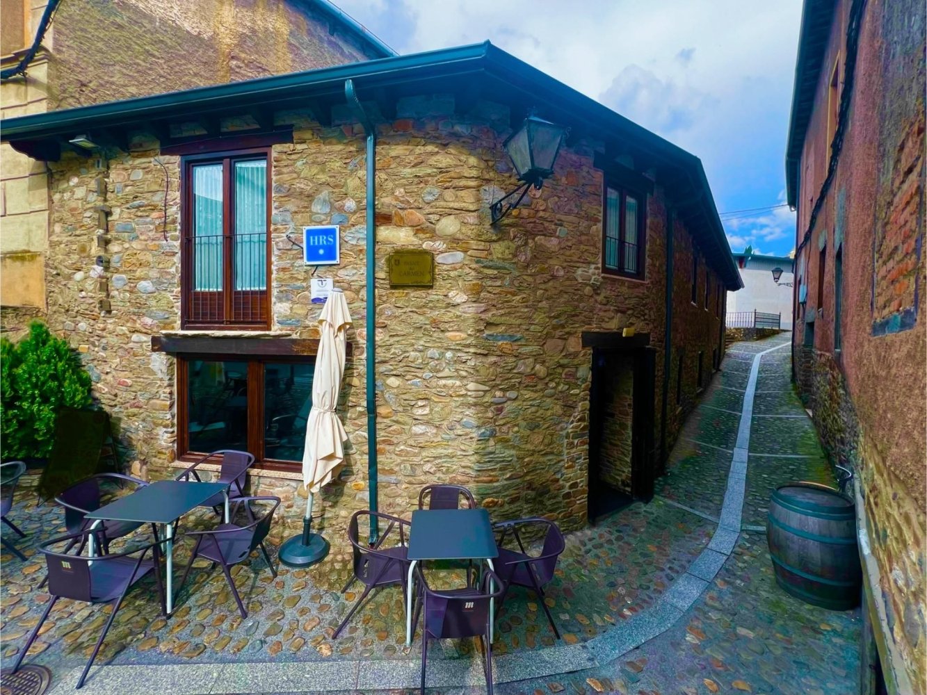 Edifício T4 em Villafranca del Bierzo, Spain N.º 71964