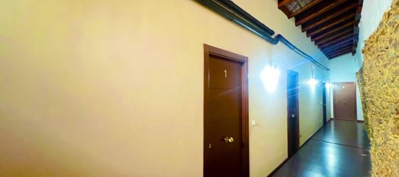 Edifício T4 em Villafranca del Bierzo, Spain N.º 71964 9