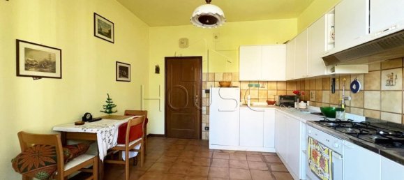 5 rooms Apartment in Sansepolcro, Italy No. 44972 22