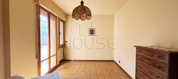 5 rooms Apartment in Sansepolcro, Italy No. 44972 9