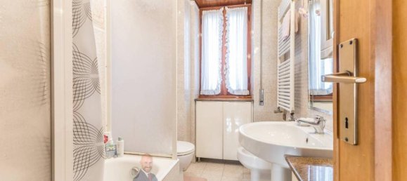 5-salle Appartement à Rome, Italy No. 34908 15