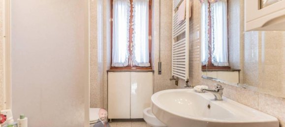 5-salle Appartement à Rome, Italy No. 34908 16