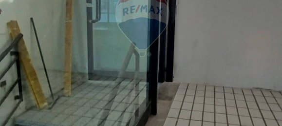 Propiedad comercial de 2 habitaciónes en Bari, Italy No. 54918 8