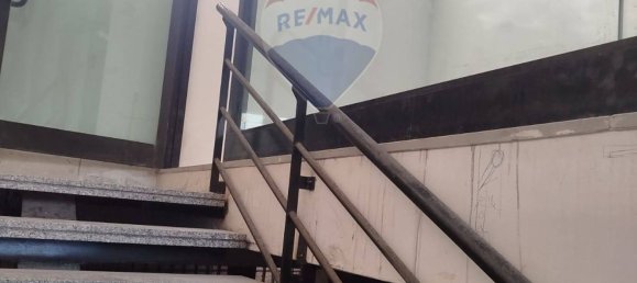 Propiedad comercial de 2 habitaciónes en Bari, Italy No. 54918 9