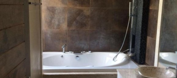 9 bedrooms Villa in Phuket, Thailand No. 3161 12