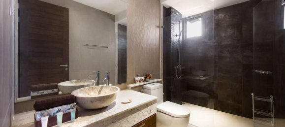 9 bedrooms Villa in Phuket, Thailand No. 3161 13