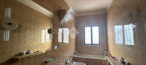 5 rooms Apartment in Naples, Italy No. 66342 6