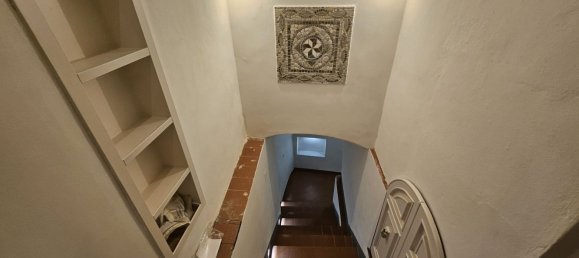 Studio in Florence, Italy No. 105382 4