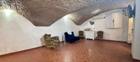 Studio in Florence, Italy No. 105382 32