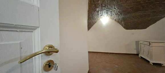 Studio in Florence, Italy No. 105382 18