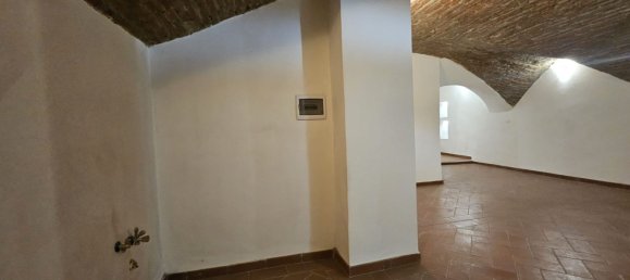 Studio in Florence, Italy No. 105382 20