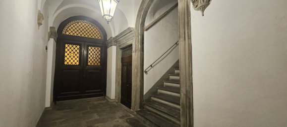 Studio in Florence, Italy No. 105382 2