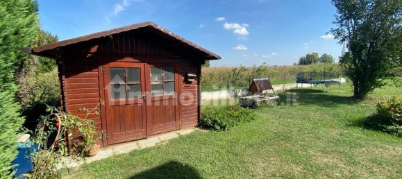 3 bedrooms Villa in Porto Mantovano, Italy No. 75167 4