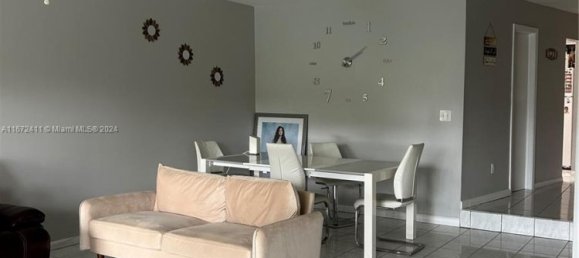 2 Schlafzimmer Gewerbliche Immobilien in Miami, USA, Nr. 614707 16
