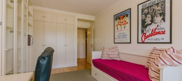 3 bedrooms Apartment in Lisbon, Portugal No. 9731 38