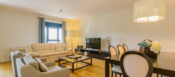 3 bedrooms Apartment in Lisbon, Portugal No. 9731 5