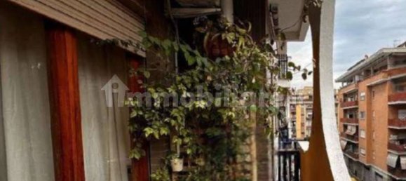 3 bedrooms Apartment in Rome, Italy No. 349056 6