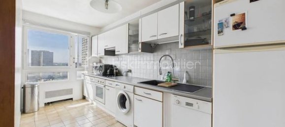 2 bedrooms Apartment in Paris, France No. 282419 9