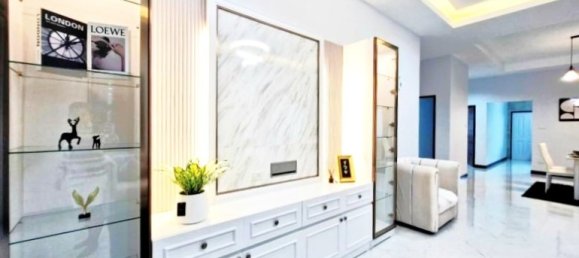 3 Schlafzimmer Haus in Pattaya, Thailand, Nr. 27348 2